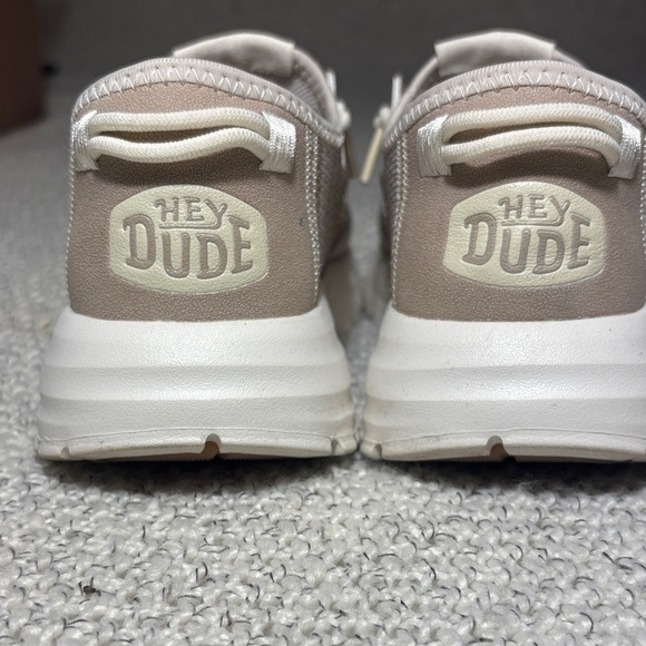 Hey Dude Ladies Sirocco Neutral
Sneakers